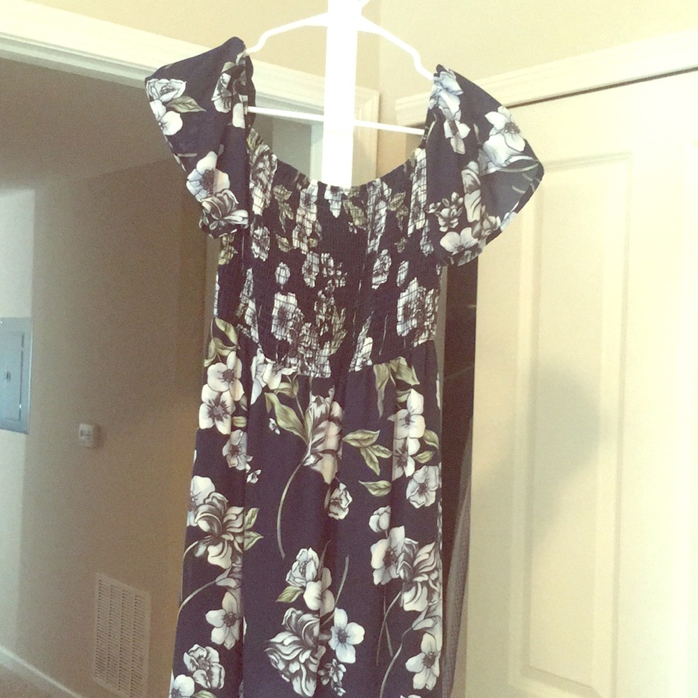 Altard state off the shoulder maxi dress